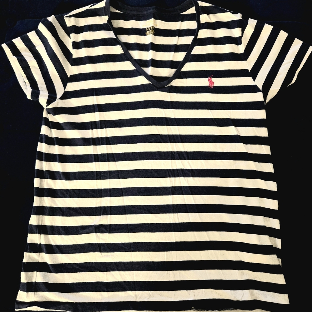 Large women's Polo Ralph Lauren V-neck Pony logo classic fit tee